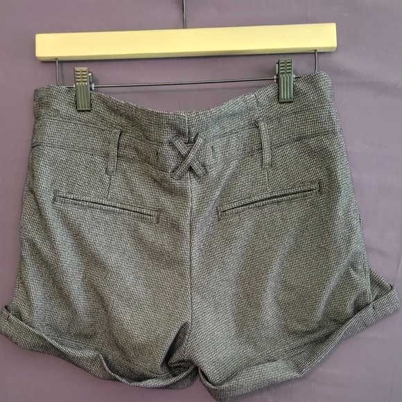 Free People High Waist Gray Shorts with Pleated Design - Picture 2 of 5